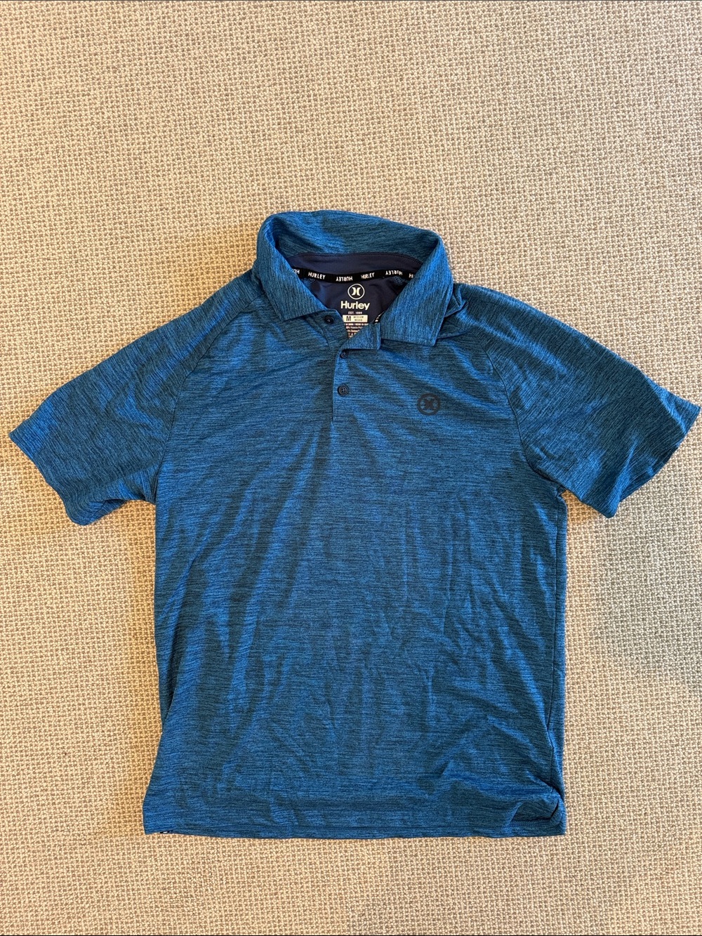 Hurley soft polo - size M